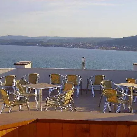 Hotel Vemara Club
