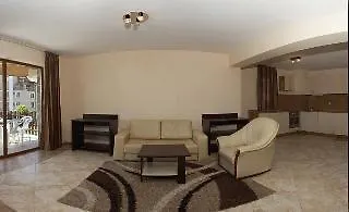 Vemara Club Hotel 3*