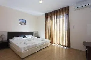 Vemara Club Hotel 3*