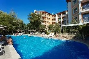 Hotel Vemara Club